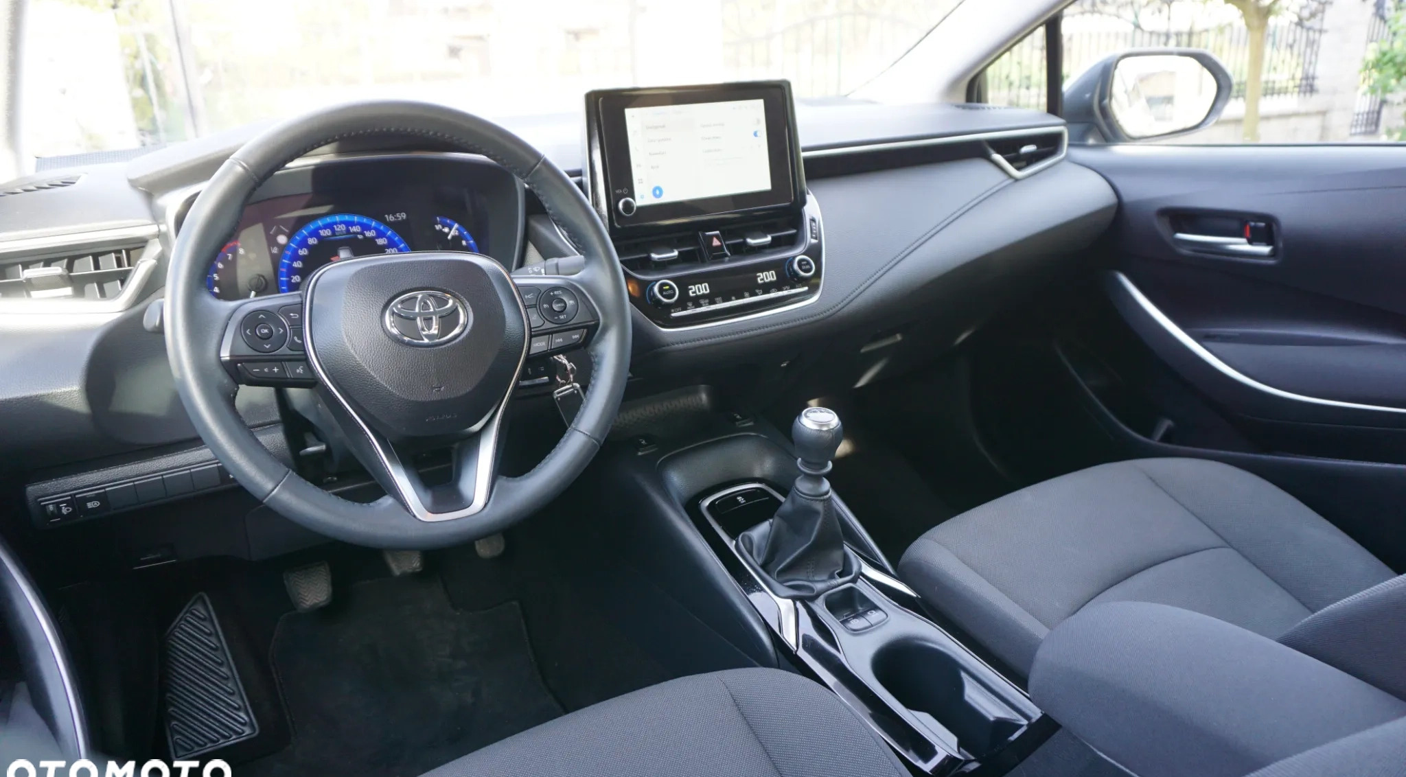 Toyota Corolla cena 82800 przebieg: 28500, rok produkcji 2022 z Myślenice małe 232